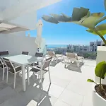 South Paradise Sea View *